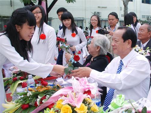 Thưa thầy, em thật lòng xin lỗi… 1