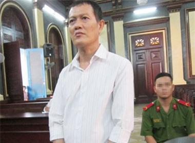 Người chú đồi bại với cháu ruột mình đến mang bầu