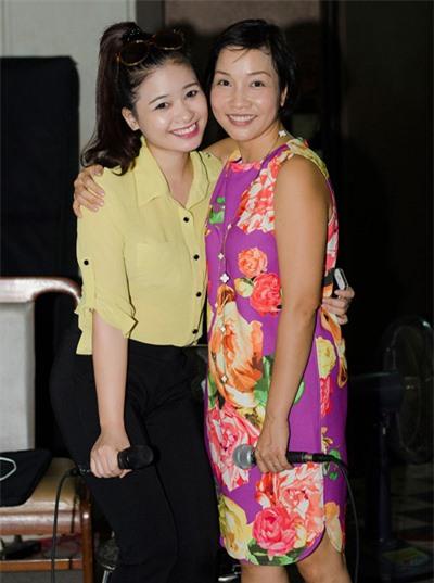Mỹ Linh và Dương Hoàng Yến.