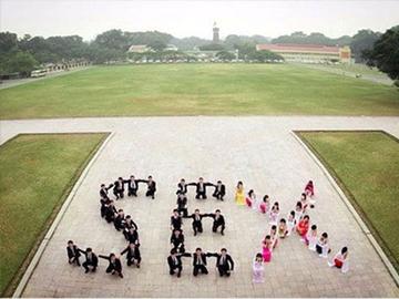 Chụp sex trong Hoàng thành: Đừng nghĩ sex chỉ là...?