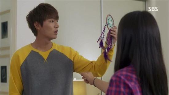 Ngắm thời trang của Lee Min Ho trong The Heirs