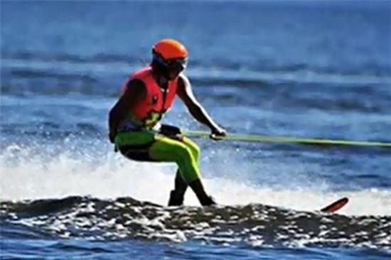 Người đẹp môn lướt ván nước qua đời ở tuổi 20 sau tai nạn kinh hoàng 4