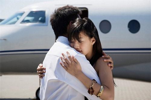 Xin lỗi vì khi xa em, anh đã yêu 1 người khác - 1