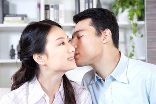 Xin lỗi vì khi xa em, anh đã yêu 1 người khác - 2