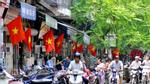 Hà Nội và Sài Gòn rực rỡ cờ hoa trong những ngày tháng Tư lịch sử
