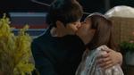 Kim Tae Hee tái hợp người yêu với nụ hôn ngọt ngào
