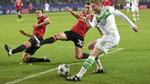 Thua ngược Wolfsburg 2-3, Man Utd cay đắng chia tay Champions League