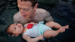 Ông chủ Facebook khoe ảnh con gái lần đầu đi bơi khi mới 2 tháng tuổi