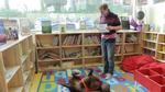 Chú chó trở thành ngôi sao tại trường tiểu học vì biết đọc
