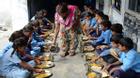 97 trẻ em nhập viện sau bữa ăn trưa ở trường