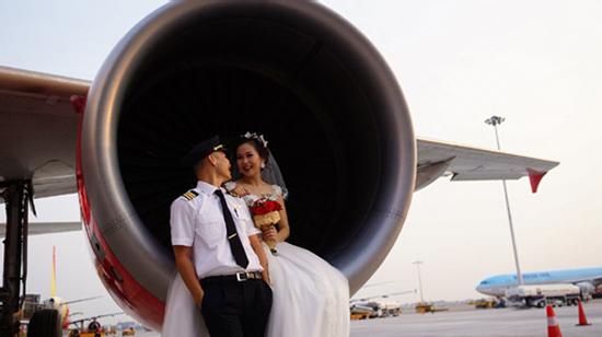 Ảnh cưới đẹp như mơ của cặp đôi phi công Vietjet