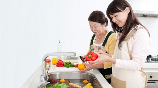 Rớt nước mắt vì câu nói của mẹ chồng
