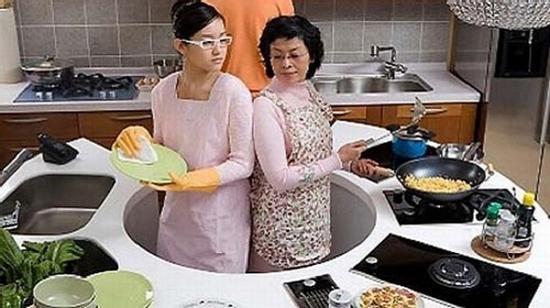 Khổ như có dâu vừa vụng vừa lười