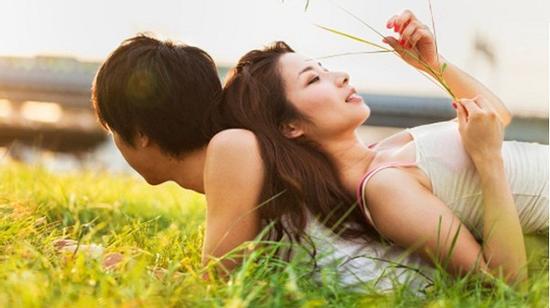 Choáng vì người yêu tiêu tiền như rác