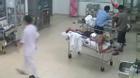 Clip shock: Nhóm thanh niên xông vào bệnh viện truy sát bệnh nhân