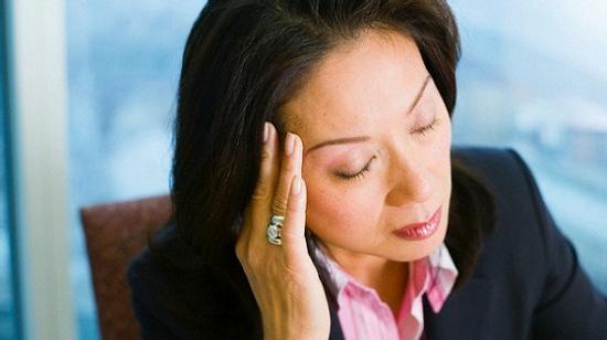 Bất lực với lối hành xử thiếu văn hóa của con gái