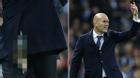 HLV Zidane rách toạc quần vẫn hăng say chỉ đạo