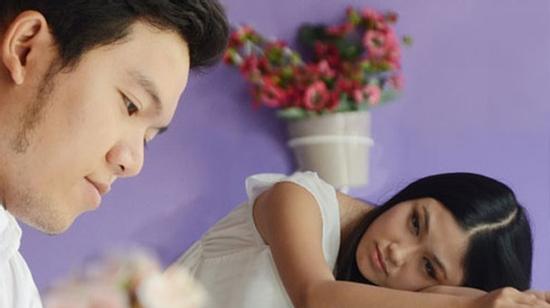 Sốc vì bắt quả tang chồng ngoại tình nhưng bị chồng 