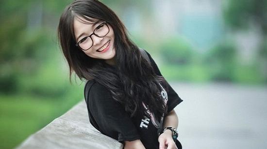 Nữ vlogger xinh đẹp hút gần 90.000 lượt theo dõi