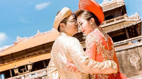 Bị chê lãng phí, hào nhoáng bên ngoài, cô dâu trong đám cưới khủng ở Nam Định nói gì?