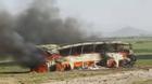Xe buýt đâm xe bồn chở dầu ở Afghanistan, 52 người chết