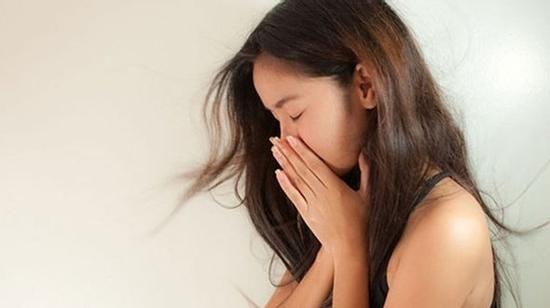 Ngỡ ngàng chồng vừa xấu vừa nghèo vẫn có tình nhân tới tìm