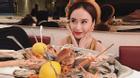 Facebook 24h: Angela Phương Trinh hân hoan khoe thú vui nửa đêm tại Cannes