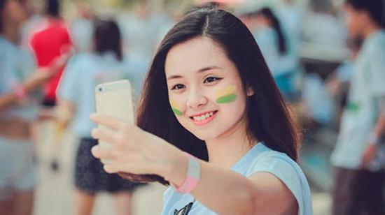 Đến Color me run để được tận mắt ngắm những cô nàng xinh đẹp như này