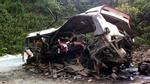 Hiện trường thảm khốc vụ nổ xe khách ở Lào làm 8 người Việt tử vong