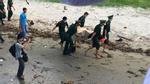 Vụ chìm tàu ở Đà Nẵng: Người thân khóc ngất khi cả 3 thi thể được vớt lên