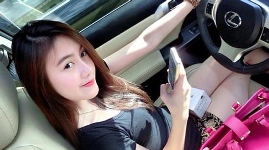 Cuộc sống giàu sang của hot girl Lào gốc Việt