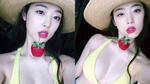 Sulli khoe thân hình nóng bỏng với bikini