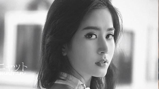 Chuyện chưa kể về MC xinh đẹp lấy chồng hơn 20 tuổi
