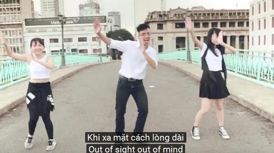 Bản chế 'Thật bất ngờ': Tiếng Anh chưa bao giờ vui và dễ đến thế!