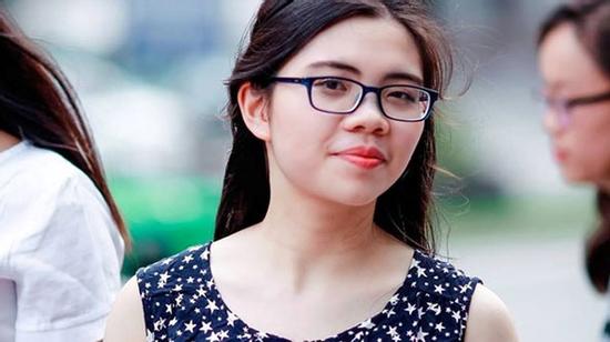 Thủ khoa bật mí cách học hiệu quả qua Facebook