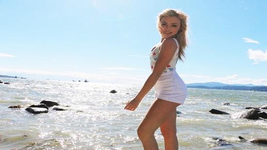 Hot girl 9X thu hút hàng triệu lượt theo dõi trên Instagram