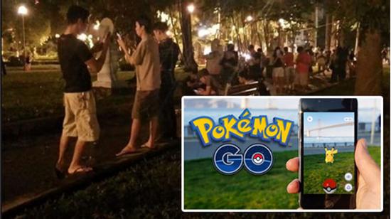 Giới trẻ Sài Gòn đổ xô vào công viên bắt Pokemon trong đêm