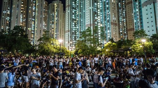Không chỉ ở Việt Nam, người dân châu Á cũng đang điên cuồng săn lùng Pokemon