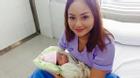 Facebook 24h: Diễn viên Lan Phương hạnh phúc ôm con mới chào đời