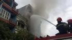 Hà Nội: Cháy nhà 5 tầng, con chết, mẹ bị bỏng nặng