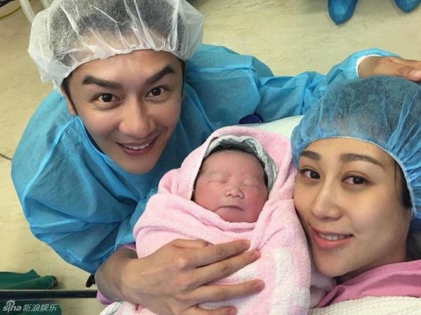 Trần Hạo Dân nói về bức hình chăm sóc vùng kín của vợ-2