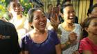 Lại tái diễn cảnh người dân hiếu kỳ vây kín xem nghệ sĩ tại đám tang Minh Thuận