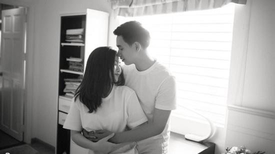 Chuyện chưa kể của cặp đôi 
