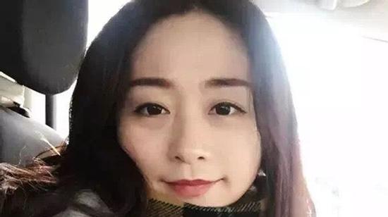 Nếu trường nào cũng có hội giáo viên xinh đẹp thế này thì chắc chẳng có học sinh nào trốn học đâu nhỉ!