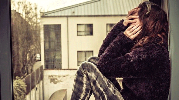 Cô gái 14 tuổi bị ép 