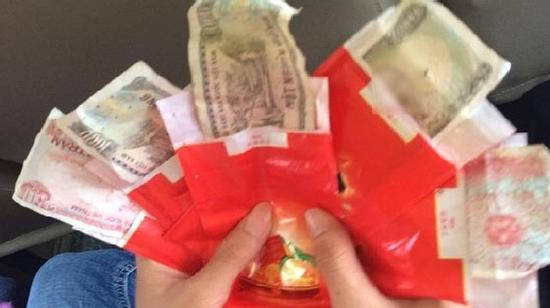 Bê tráp cưới nhận quả đắng tiền lì xì 500 -1.000 đồng ngay ngày mùng 1