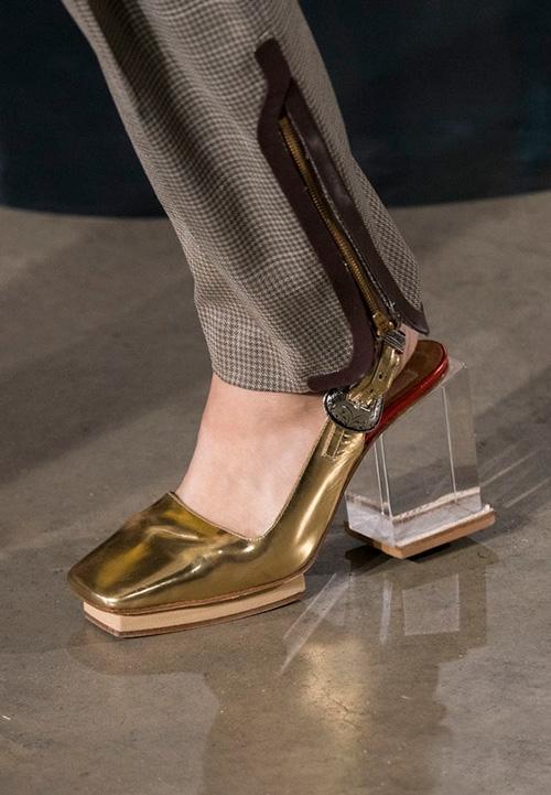 Đón năm mới bằng loạt giày có thiết kế độc nhất vô nhị