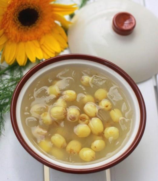 Cach nau che hat sen tuoi ngon cho ngay Tet them vi4