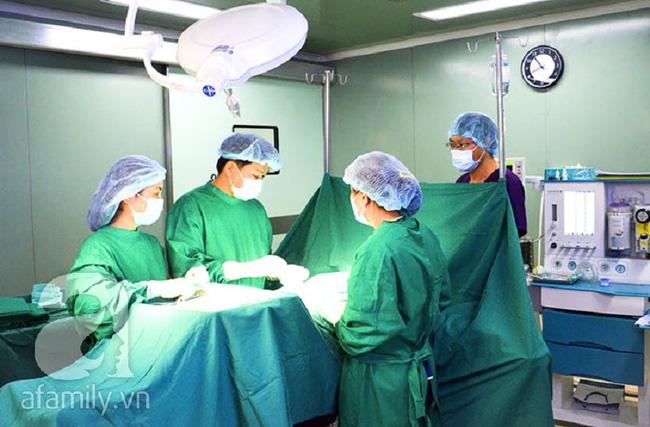 Cô gái “răng chuột” qua 45 lần phẫu thuật, 30 năm không thể ngủ nằm được cứu vớt cuộc đời - Ảnh 2.