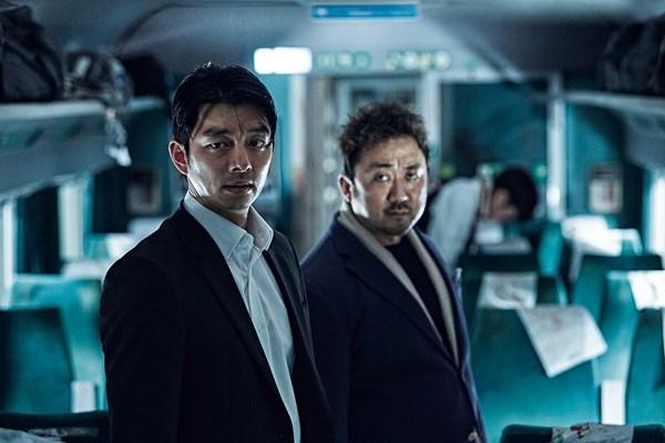 Với sự tham gia của Gong Yoo, Ma Dong Seok, Jung Yu Mi và Kim Su An, Train to Busan đã thu hút hơn 11,565 triệu khán giả tới rạp.